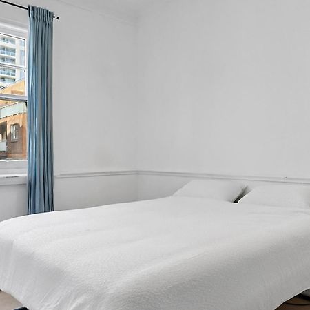 Hotel Peg Leg Darling Harbour Sydney Exterior foto